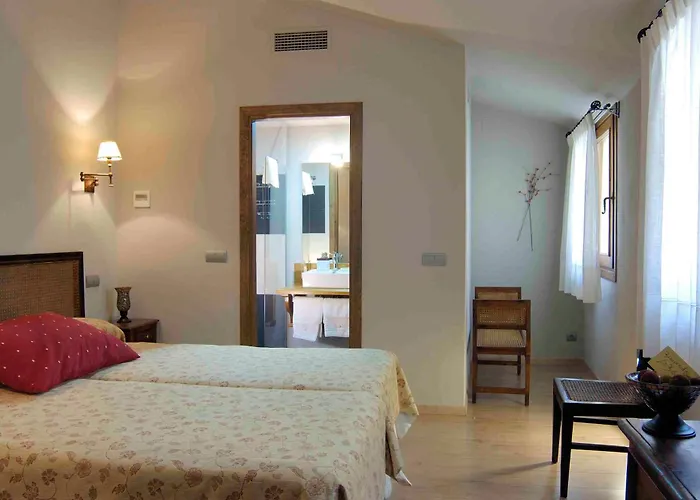 Casa Rural La Botica
